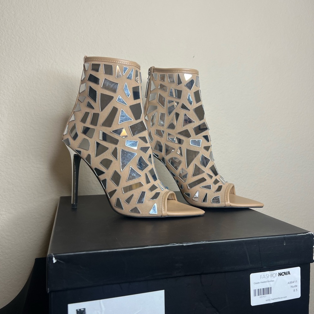 Fashion Nova Geometric Heeled Booties - Nude and Silver